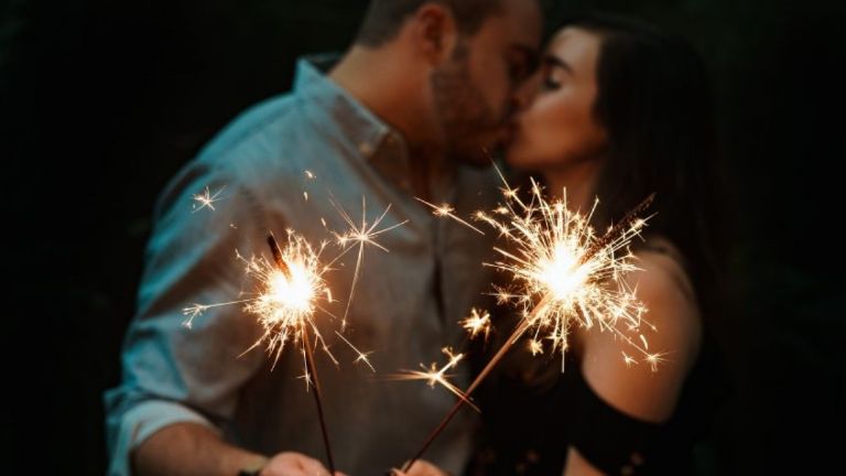 3 rituales de Año Nuevo para atraer el amor en 2023 | Heraldo de México Oaxaca 3 rituales de Año Nuevo para atraer el amor en 2023 | Heraldo de México Oaxaca