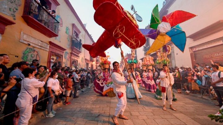 Oaxaca celebra su Guelaguetza en medio de música y tradición