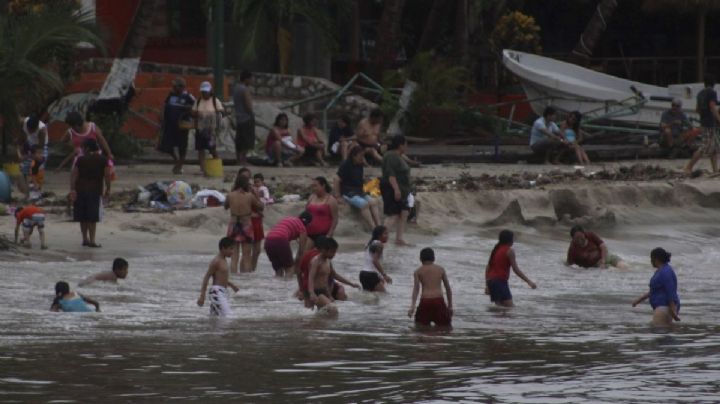 Puerto Escondido: Muere turista en Playa Palmarito, su cuerpo fue rescatado del mar