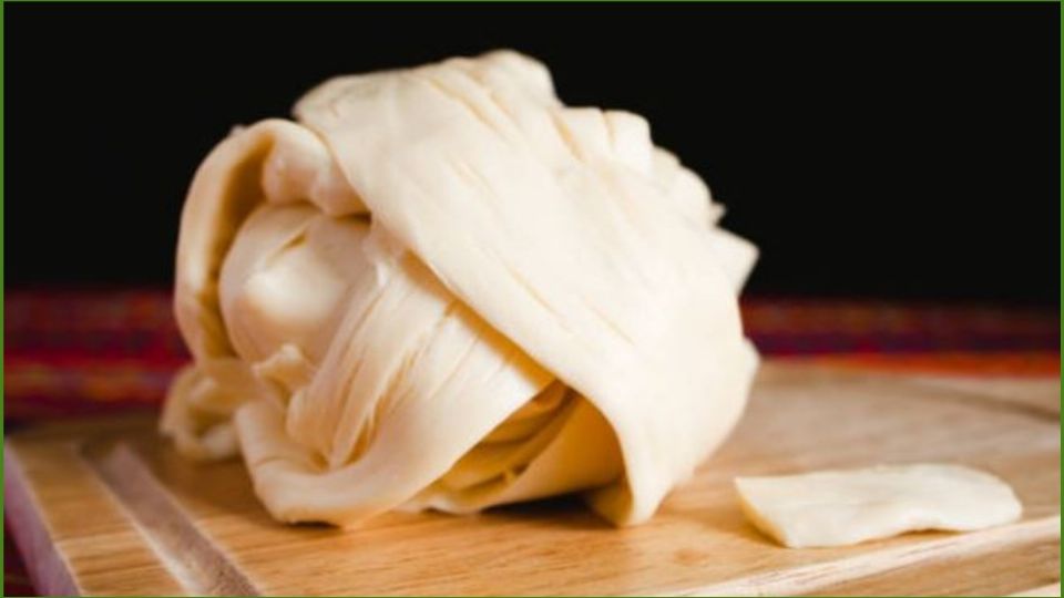 La inclusión del queso Oaxaca entre los diez más selectos del mundo abrió el debate en redes sociales