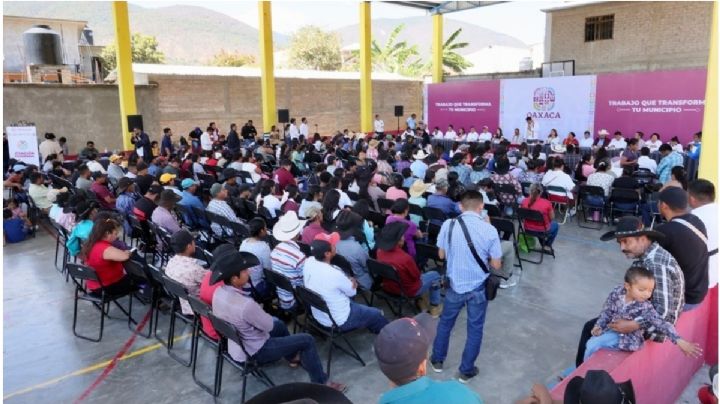 Gobierno de Oaxaca retoma proyectos de movilidad en la Sierra Sur