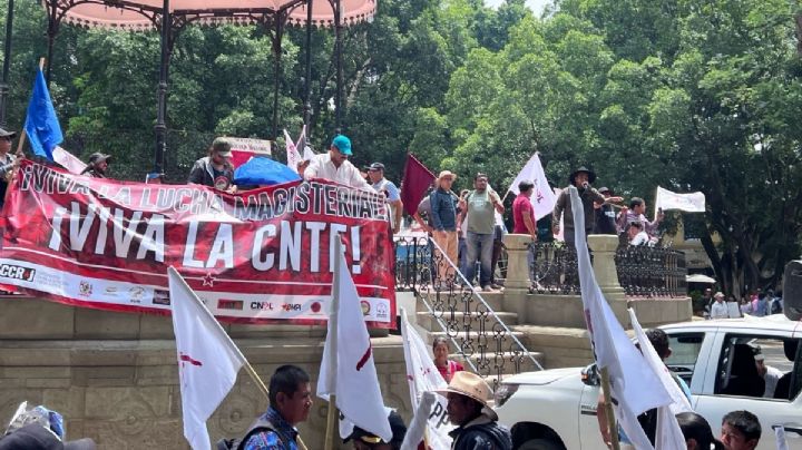 CNTE y sus aliados amagan con manifestaciones en Oaxaca; más de 800 mil estudiantes continúan sin clases