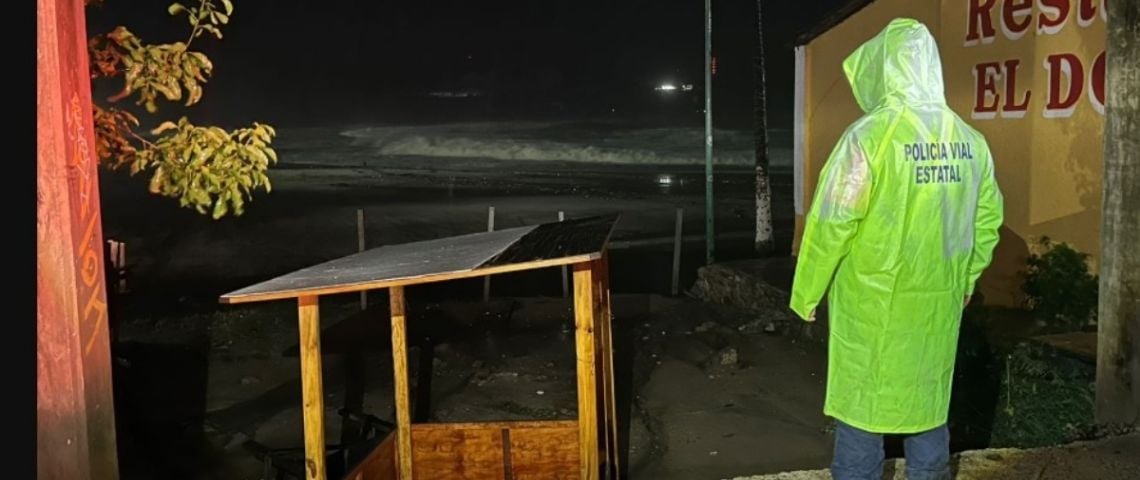 Así se ve la destrucción en Puerto Escondido después del Huracán Erick; la tormenta arrasó con todo a su paso