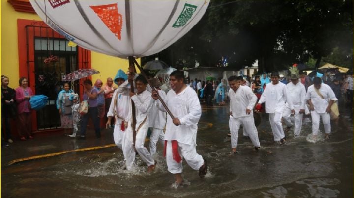 A solo un día de la Guelaguetza 2025, la Tormenta Tropical Flossie azotará con lluvias torrenciales a OAXACA